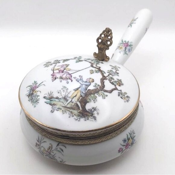 Vintage Porcelain Hinged Silent Butler Crumb Catcher w/ Handle Andrea by Sadek - Picture 1 of 9